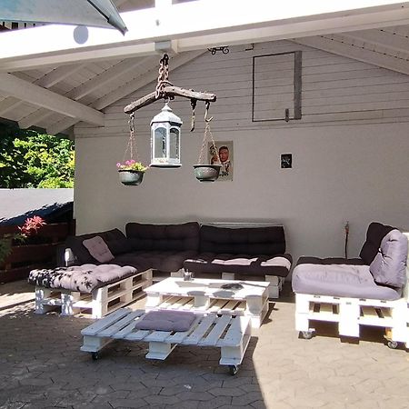 Schmoekermuehle Bed & Breakfast Andernach Bagian luar foto