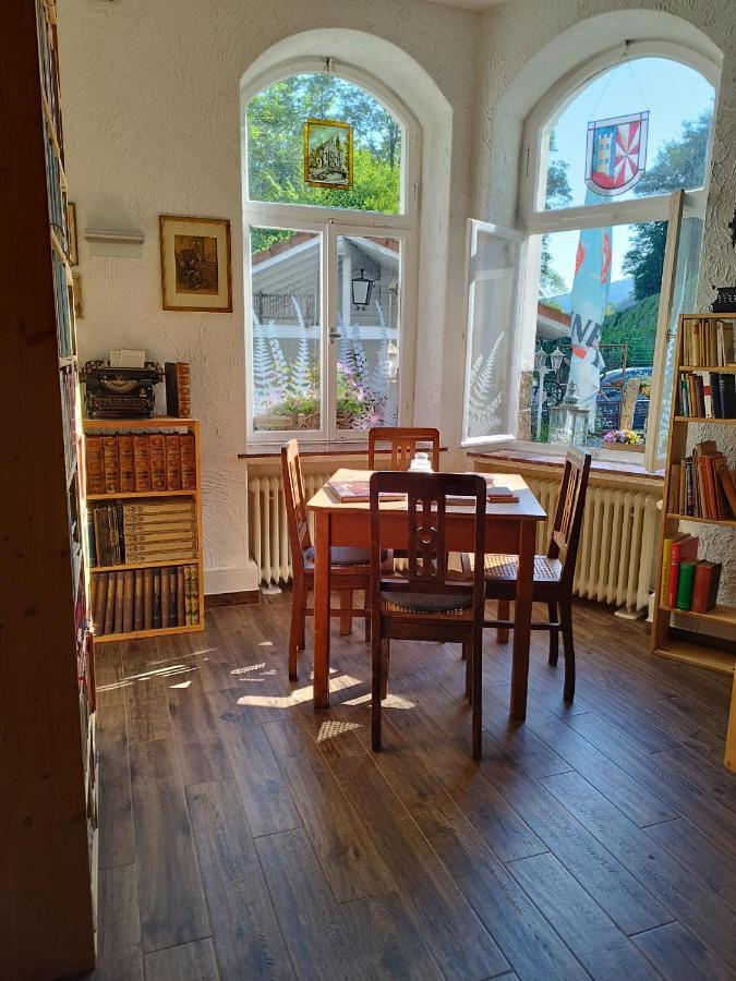 Schmoekermuehle Bed & Breakfast Andernach Bagian luar foto