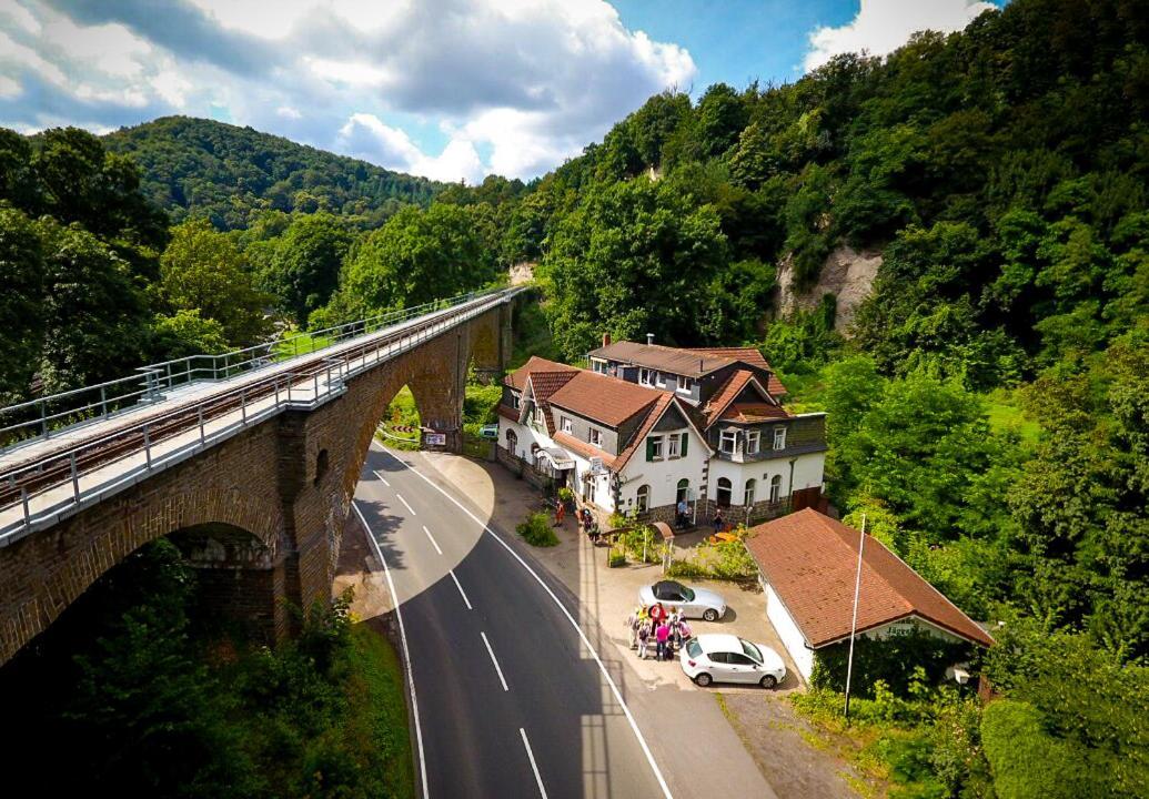 Schmoekermuehle Bed & Breakfast Andernach Bagian luar foto