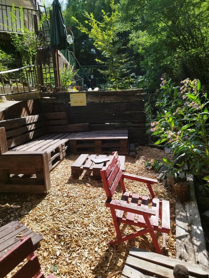Schmoekermuehle Bed & Breakfast Andernach Bagian luar foto
