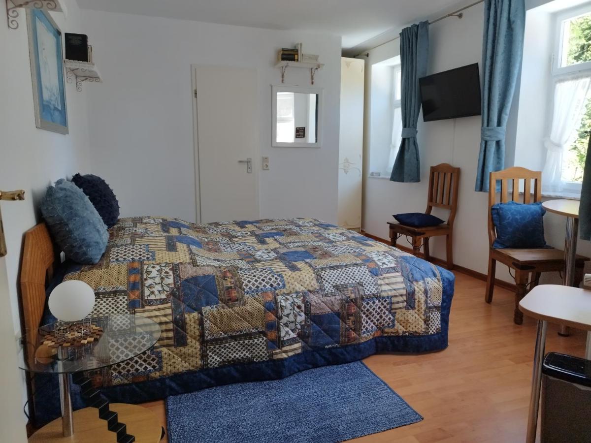 Schmoekermuehle Bed & Breakfast Andernach Bagian luar foto