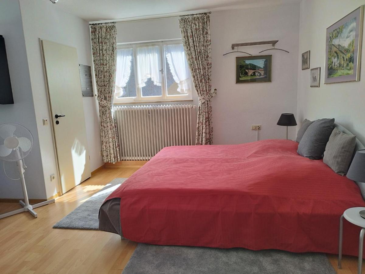 Schmoekermuehle Bed & Breakfast Andernach Bagian luar foto