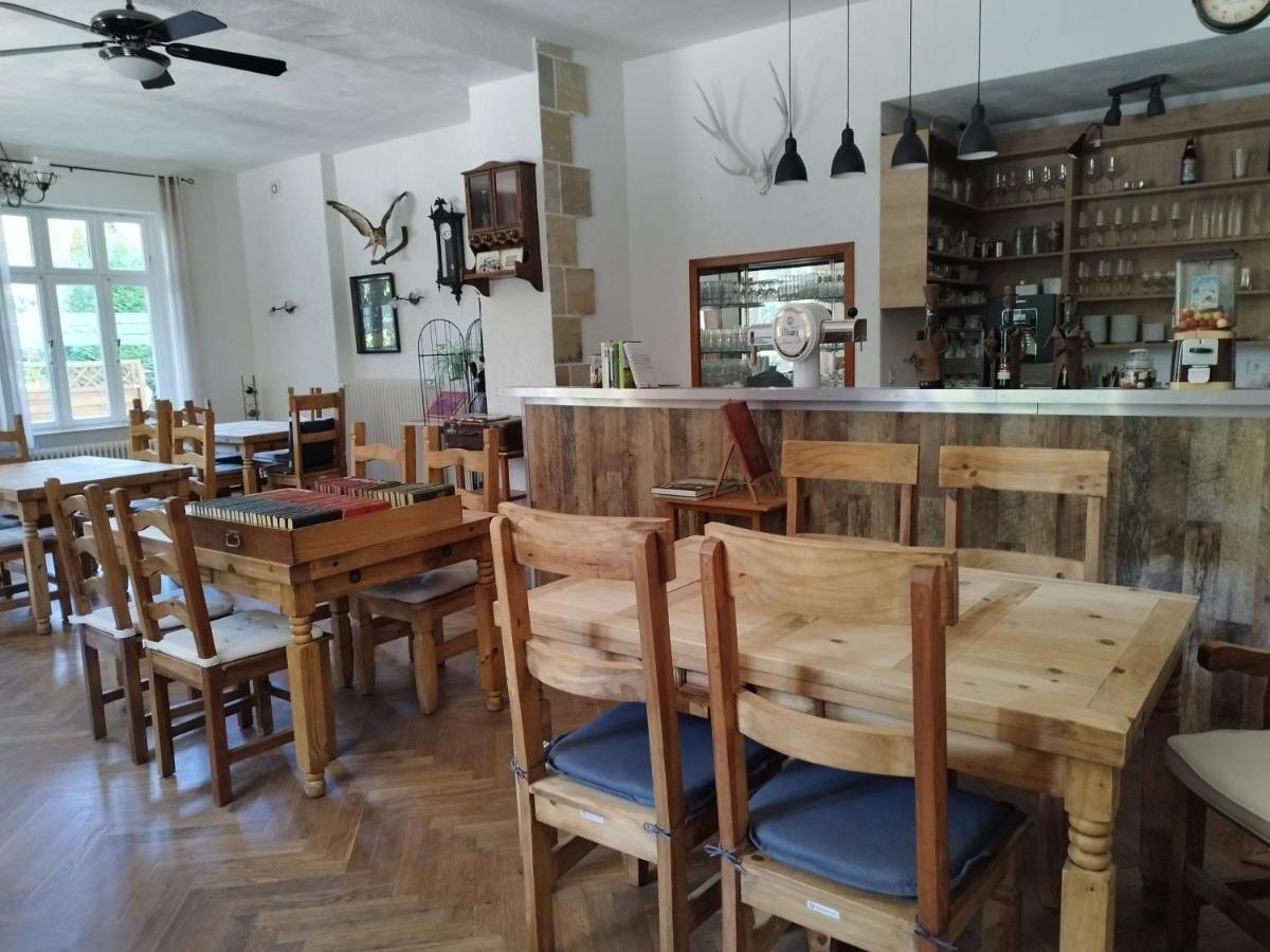 Schmoekermuehle Bed & Breakfast Andernach Bagian luar foto